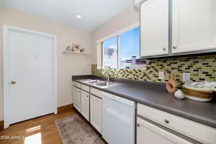 3031 W Hearn Rd, Phoenix, AZ 85053 - Photo 7