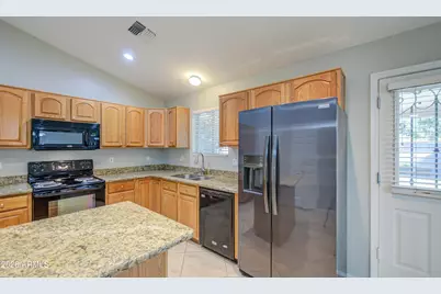 2141 E Marquette Drive, Gilbert, AZ 85234 - Photo 15