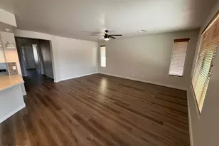 25548 N 104th Dr, Peoria, AZ 85383 - Photo 11
