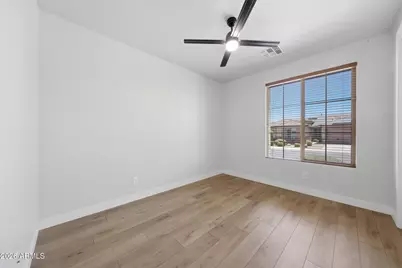 25548 N 104th Drive, Peoria, AZ 85383 - Photo 33