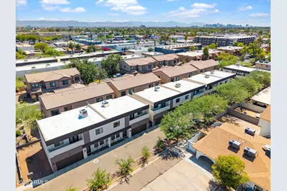 3010 N 37th St Street, Phoenix, AZ 85018 - Photo 1