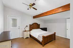 2348 N 28th Pl, Phoenix, AZ 85008 - Photo 9