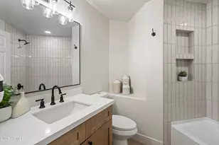 15825 South 1st Avenue, Phoenix, AZ 85045 - Photo 33