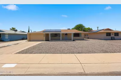 12244 N Saint Andrew Drive E, Sun City, AZ 85351 - Photo 9