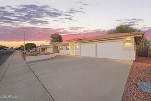 10223 W Desert Hills Dr, Sun City, AZ 85351 - Photo 43