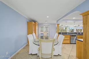 10223 W Desert Hills Dr, Sun City, AZ 85351 - Photo 7
