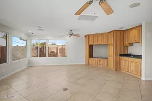 10223 W Desert Hills Dr, Sun City, AZ 85351 - Photo 7