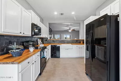 18456 N Ibis Way, Maricopa, AZ 85138 - Photo 3