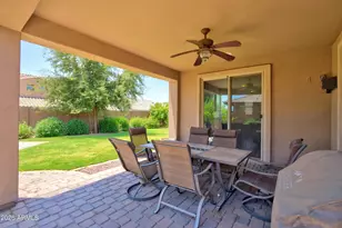 16259 W Cortez St, Surprise, AZ 85379 - Photo 7