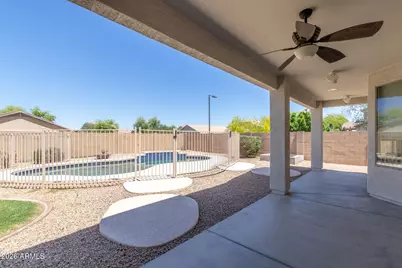1814 E Fawn Drive, Phoenix, AZ 85042 - Photo 13