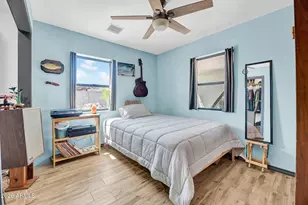 2621 E South Mountain Ave, Phoenix, AZ 85042 - Photo 17
