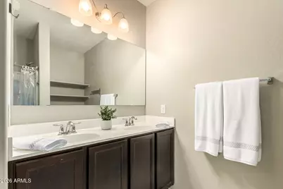 2926 W Kowalsky Lane, Phoenix, AZ 85041 - Photo 21