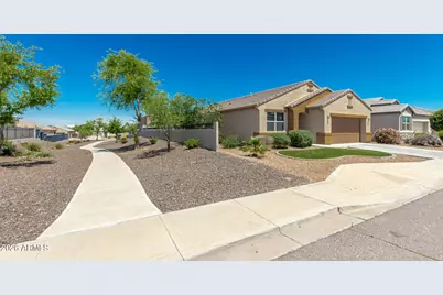 2926 W Kowalsky Lane, Phoenix, AZ 85041 - Photo 31