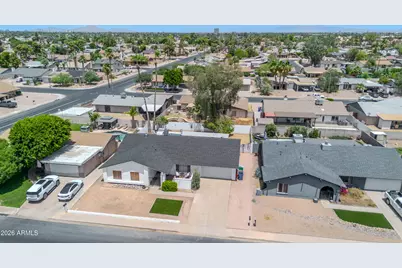 752 W Posada Avenue, Mesa, AZ 85210 - Photo 17