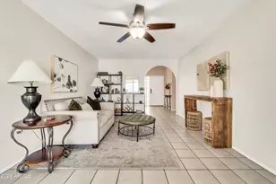 752 W Posada Ave, Mesa, AZ 85210 - Photo 7