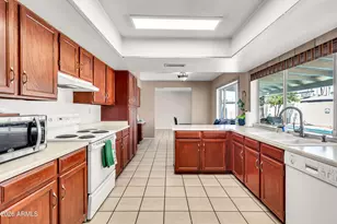 752 W Posada Ave, Mesa, AZ 85210 - Photo 47