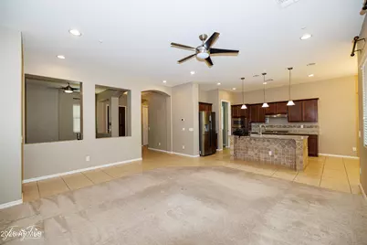 381 E Bellerive Place, Chandler, AZ 85249 - Photo 9