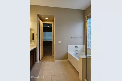 381 E Bellerive Place, Chandler, AZ 85249 - Photo 7