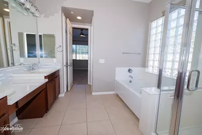 381 E Bellerive Place, Chandler, AZ 85249 - Photo 19