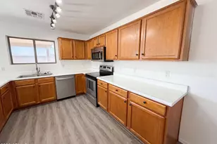 25779 W Satellite Ln, Buckeye, AZ 85326 - Photo 9