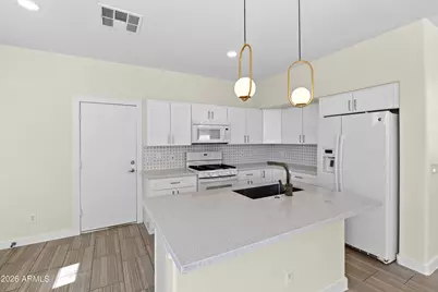 14369 W Lexington Avenue, Goodyear, AZ 85395 - Photo 9
