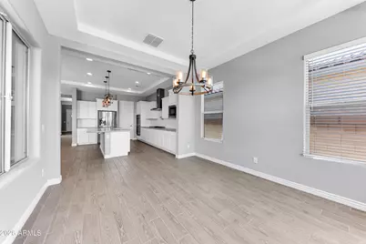 10716 E Thatcher Avenue, Mesa, AZ 85212 - Photo 9