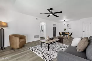 10444 N 69th St, Paradise Valley, AZ 85253 - Photo 3