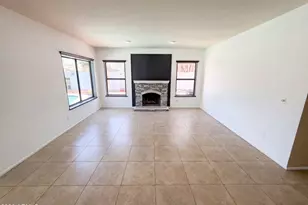 3810 N Wintergreen Way, Avondale, AZ 85392 - Photo 13