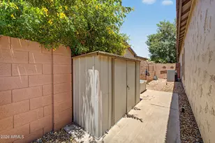 2387 E Glacier Pl, Chandler, AZ 85249 - Photo 31