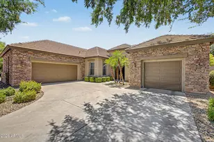 2387 E Glacier Pl, Chandler, AZ 85249 - Photo 17