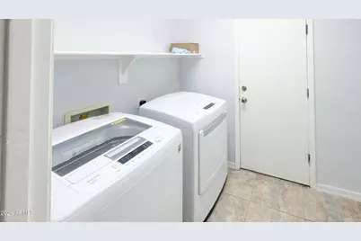 7320 S 15th Drive, Phoenix, AZ 85041 - Photo 19