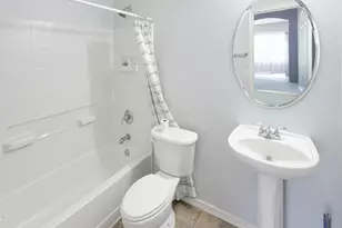 7320 S 15th Dr, Phoenix, AZ 85041 - Photo 17
