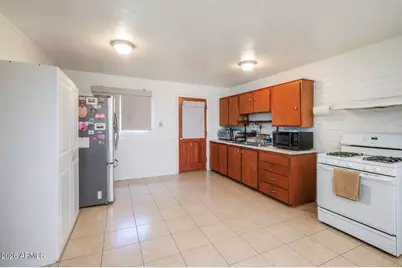 5510 S 13th Way, Phoenix, AZ 85040 - Photo 5