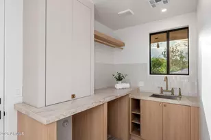 10874 E Dale Ln, Scottsdale, AZ 85262 - Photo 29