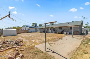 211 W Brinker Dr, Avondale, AZ 85323 - Photo 27