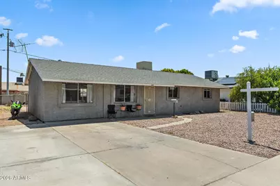 211 W Brinker Drive, Avondale, AZ 85323 - Photo 3