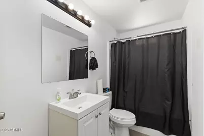 211 W Brinker Drive, Avondale, AZ 85323 - Photo 17