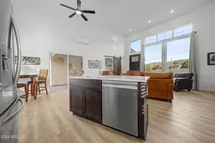 8020 S 12th St, Phoenix, AZ 85042 - Photo 9