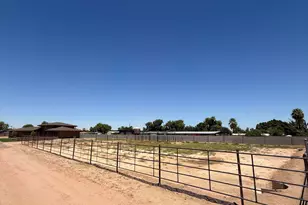 8020 S 12th St, Phoenix, AZ 85042 - Photo 31