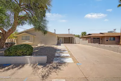 8202 E Sells Drive, Scottsdale, AZ 85251 - Photo 3