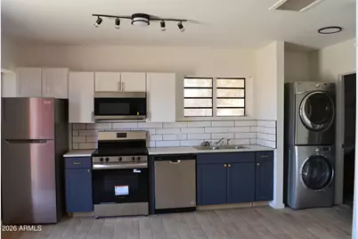 711 E 4th Street, Casa Grande, AZ 85122 - Photo 3