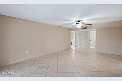 9616 W Indian Hills Drive, Sun City, AZ 85351 - Photo 11
