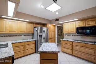 9616 W Indian Hills Dr, Sun City, AZ 85351 - Photo 25