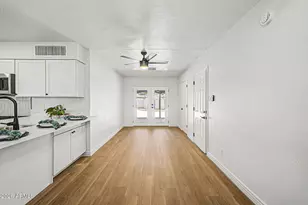 2141 W Laurel Ln, Phoenix, AZ 85029 - Photo 17
