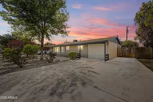 2141 W Laurel Ln, Phoenix, AZ 85029 - Photo 25