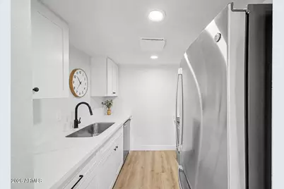 7126 N 19th Avenue #151, Phoenix, AZ 85021 - Photo 5
