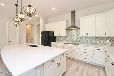 15078 W Roosevelt Street, Goodyear, AZ 85338 - Photo 7