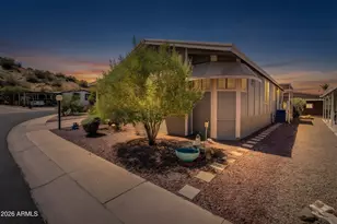 2233 E Behrend Dr, Phoenix, AZ 85024 - Photo 35