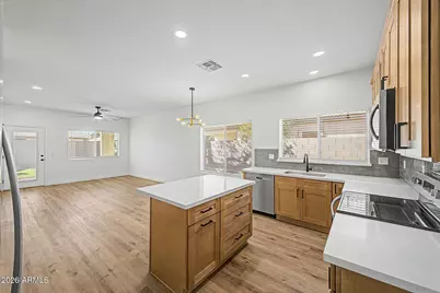 3644 S Joshua Tree Lane, Gilbert, AZ 85297 - Photo 5