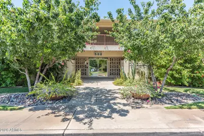 500 W Clarendon Avenue #A4, Phoenix, AZ 85013 - Photo 1